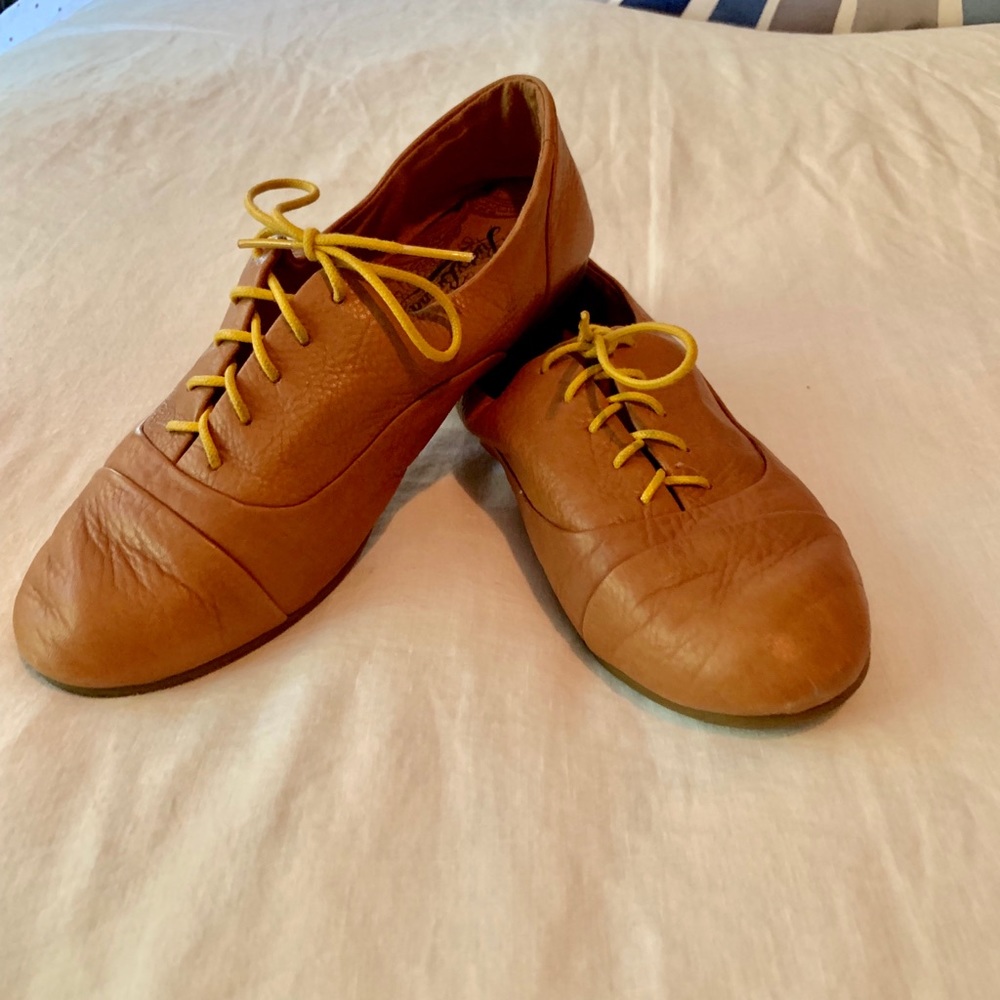 Lucky Brand leather oxfords